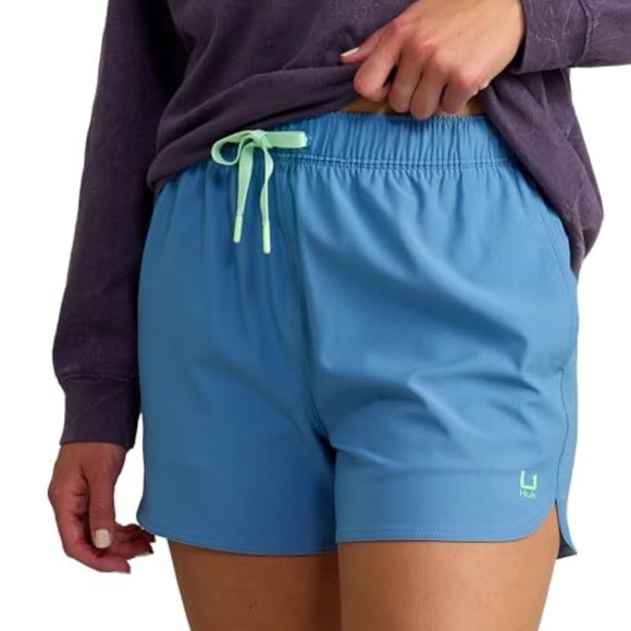 Huk Pants - Huk Pursuit Volley Quick-Dry Fishing Shorts Quiet Harbor Blue & Long Sleeve Top